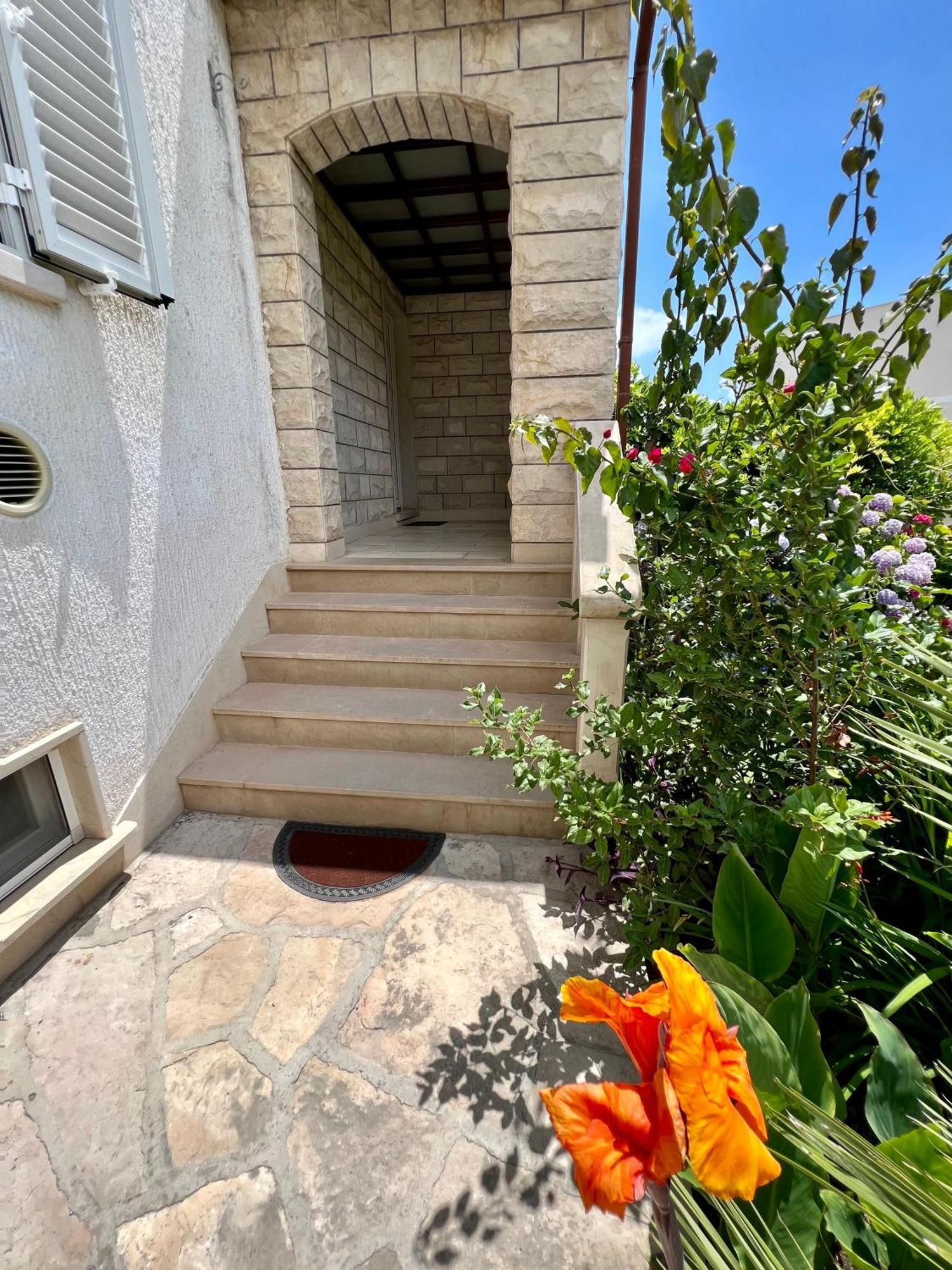 Vila Vera Seafront Apartments Sumartin Ngoại thất bức ảnh